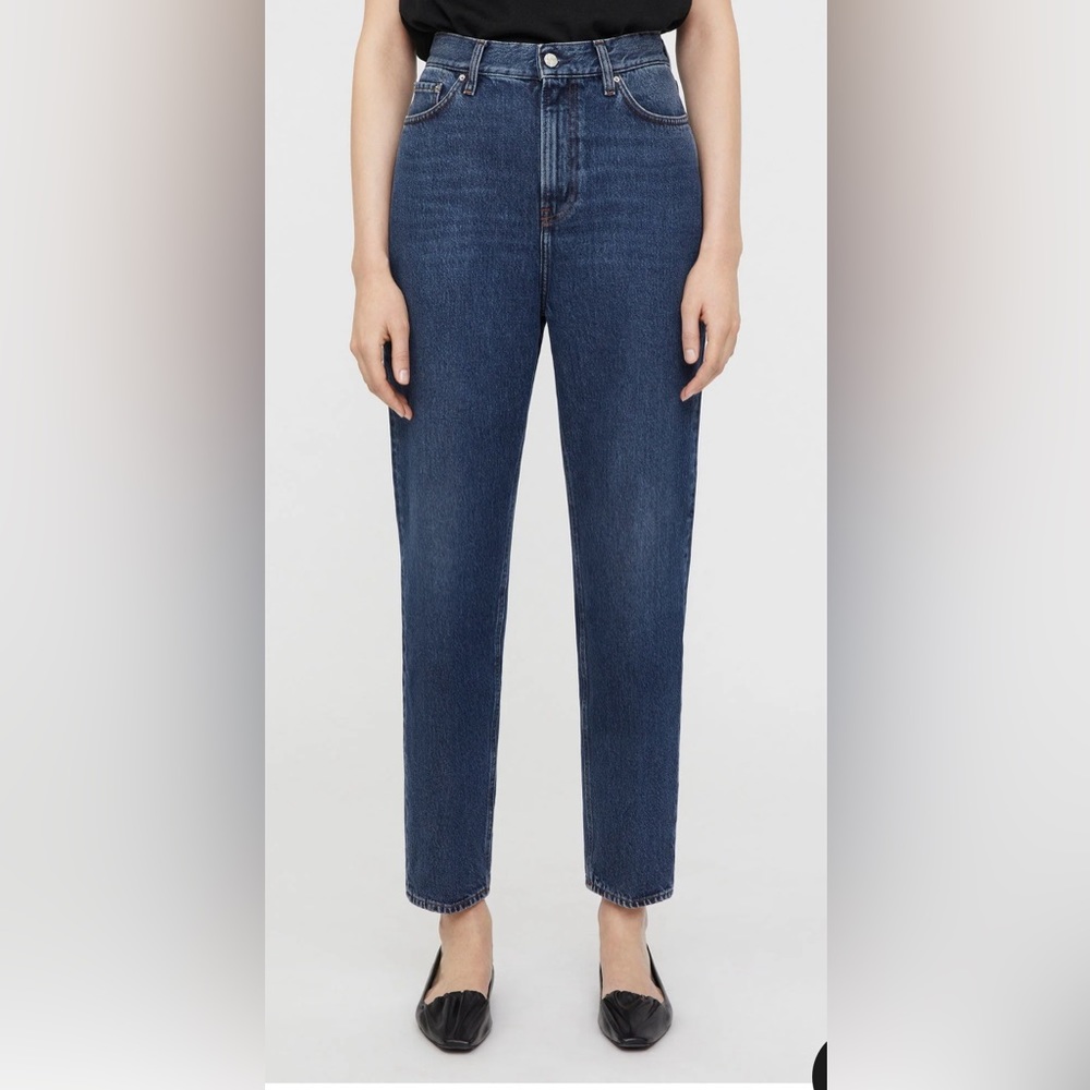 Toteme Tapered Leg Jeans sz 25
